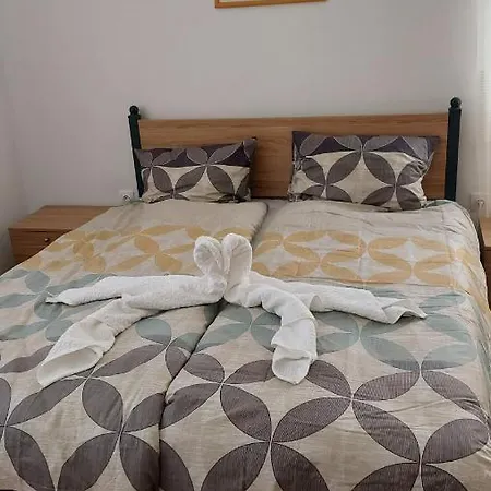 L&c- Location And Comfort In 2 Bdr Apartment