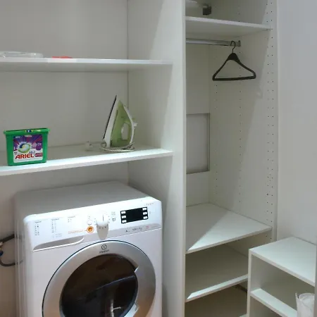 L&c- Location And Comfort In 2 Bdr *