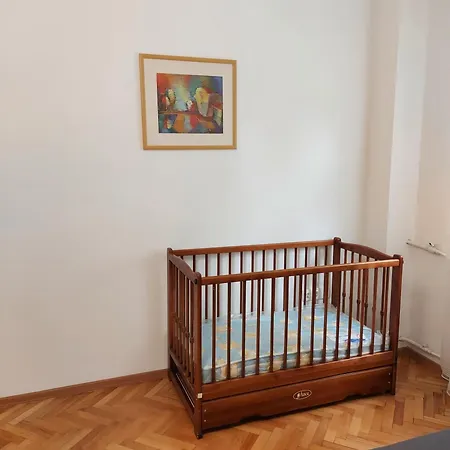 Apartment L&c- Location And Comfort In 2 Bdr Sofia